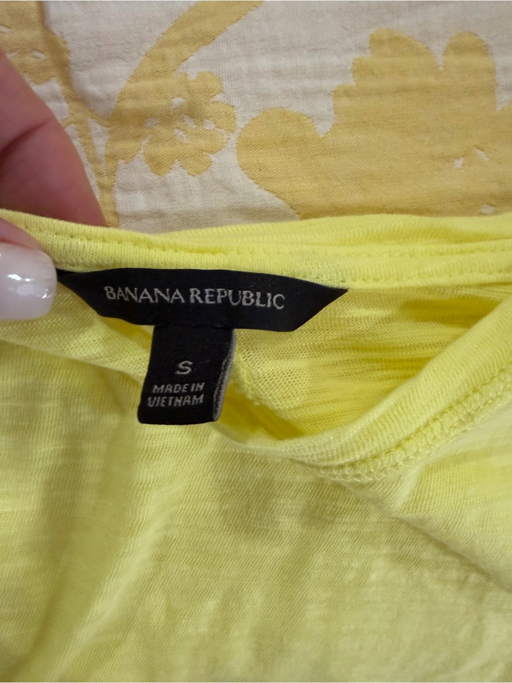 Banana Republic Yellow Women's Tee